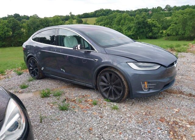 2021 TESLA Model X