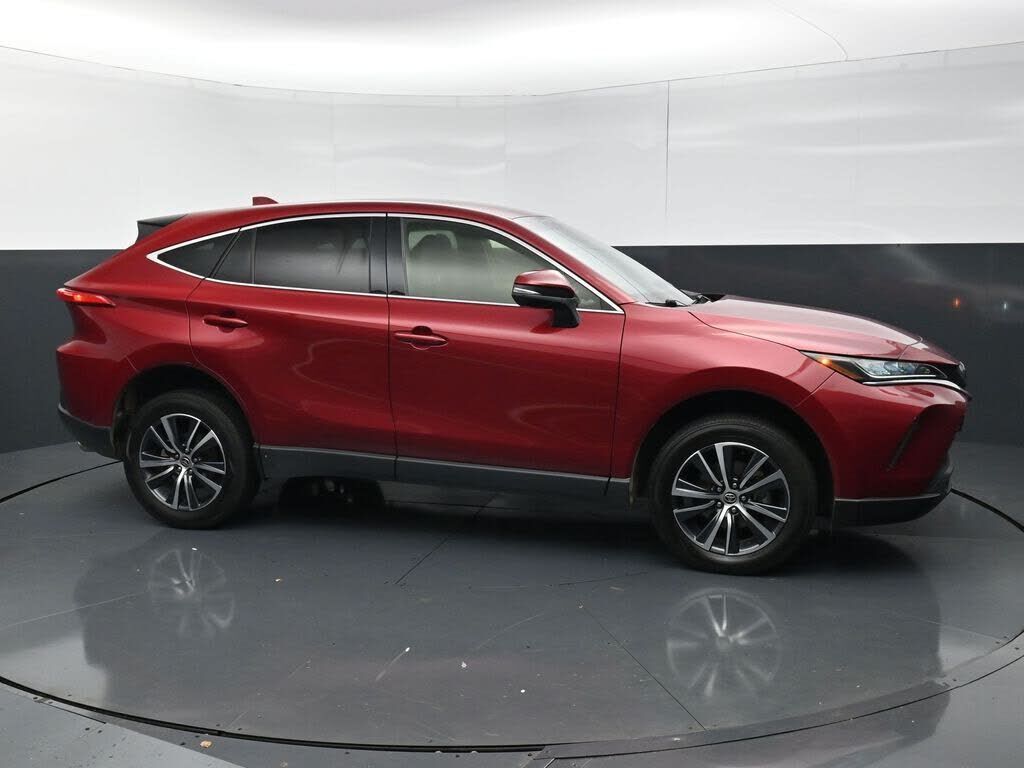 2022 TOYOTA Venza