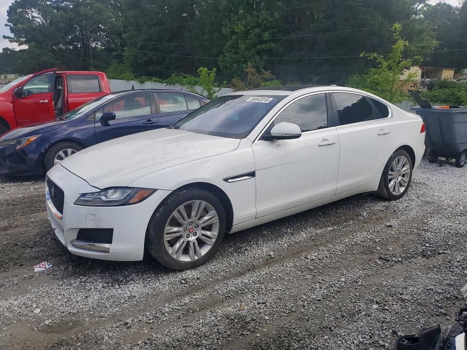 Jaguar XF