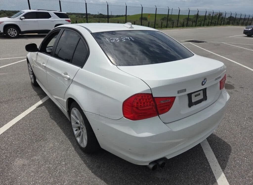 2011 BMW 328i
