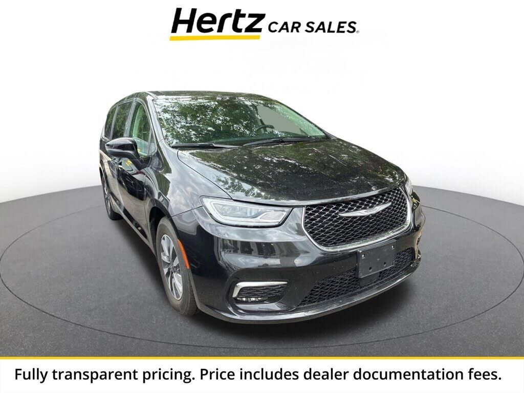 2023 CHRYSLER Pacifica