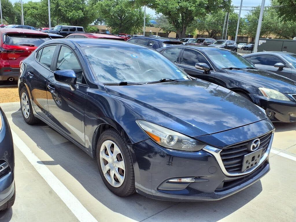 2017 MAZDA Mazda3