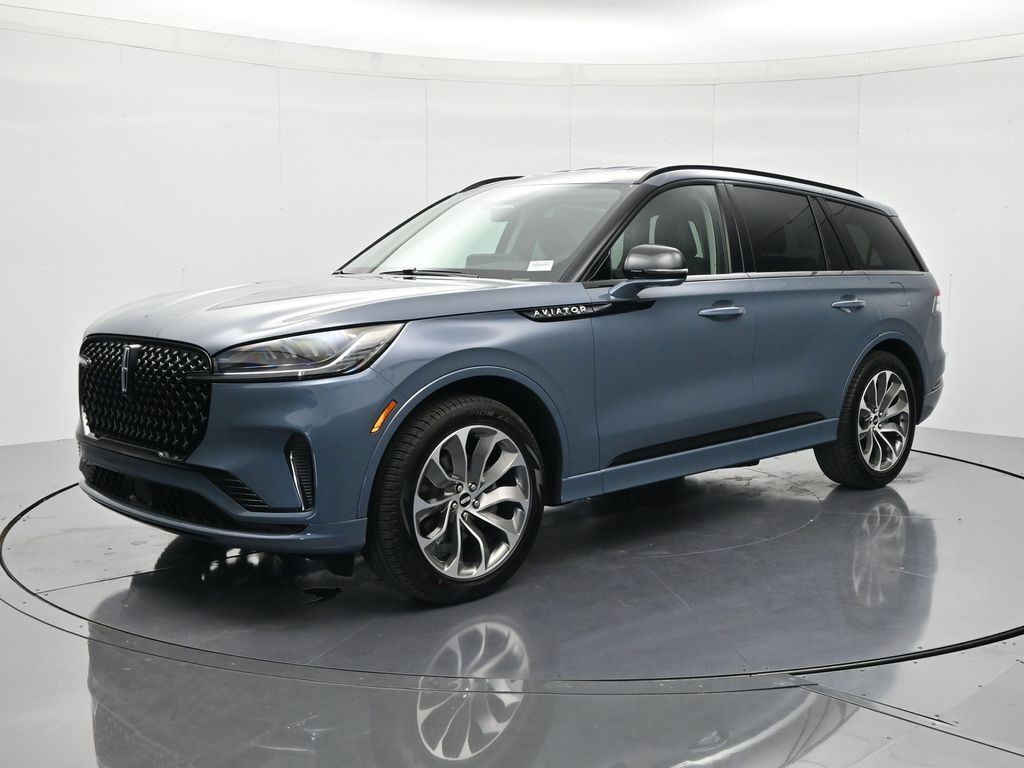 2026 LINCOLN Aviator