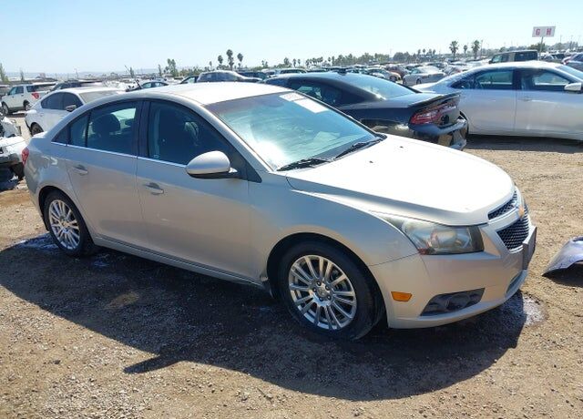 2011 CHEVROLET Cruze