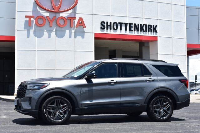 2025 FORD Explorer