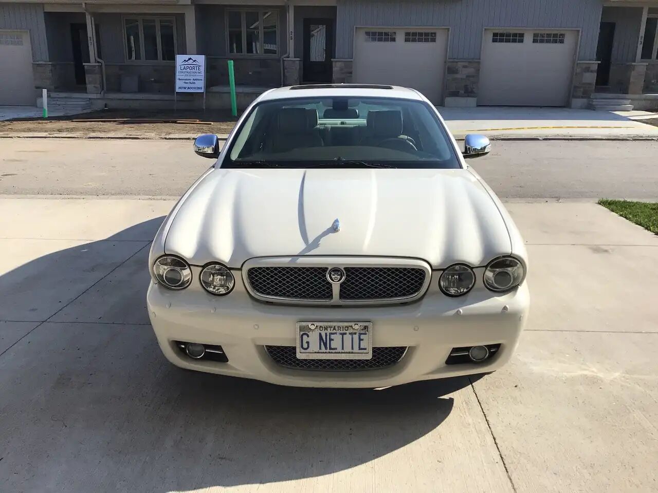 Jaguar XJ