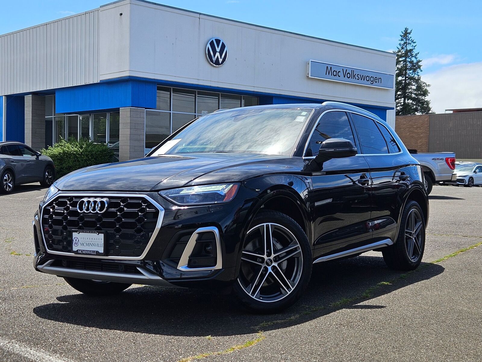 2024 AUDI Q5 e