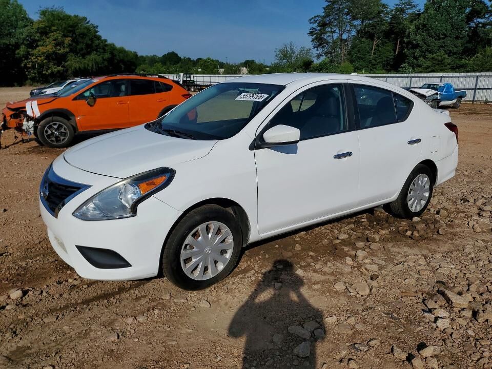 2018 NISSAN Versa