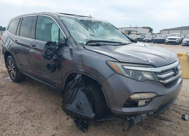 2016 HONDA Pilot