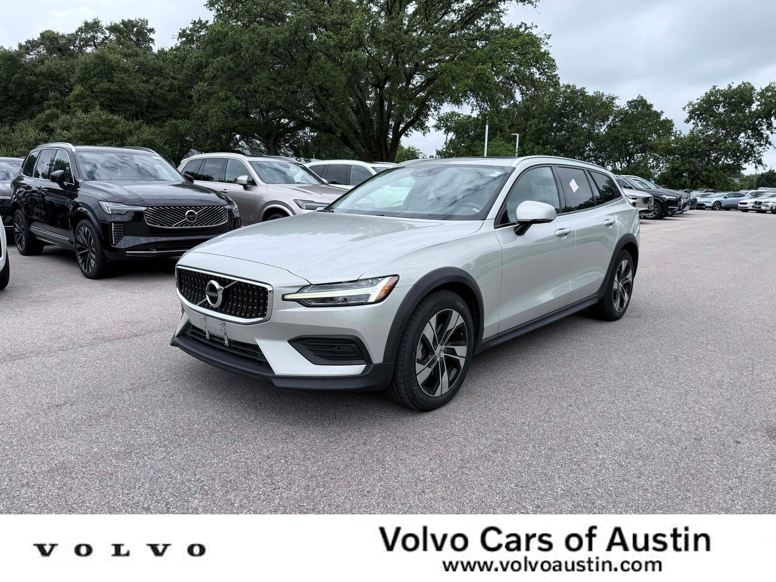 2020 VOLVO V60CC