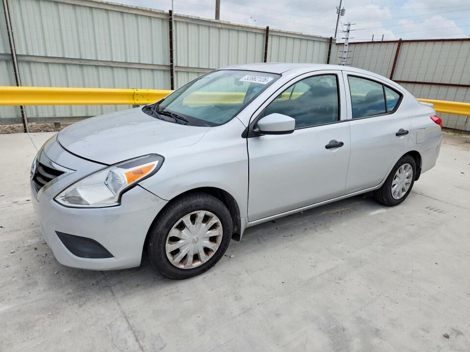 2018 NISSAN Versa
