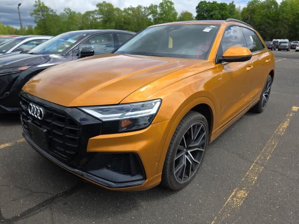 2021 Audi Q8