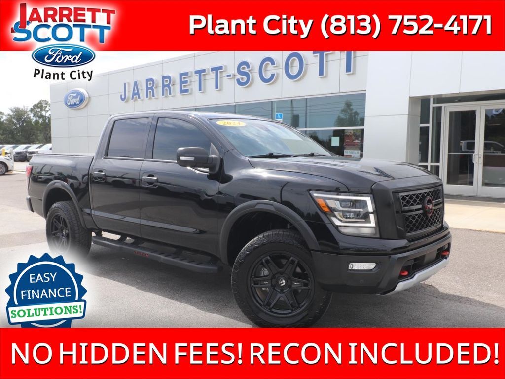 2024 NISSAN Titan