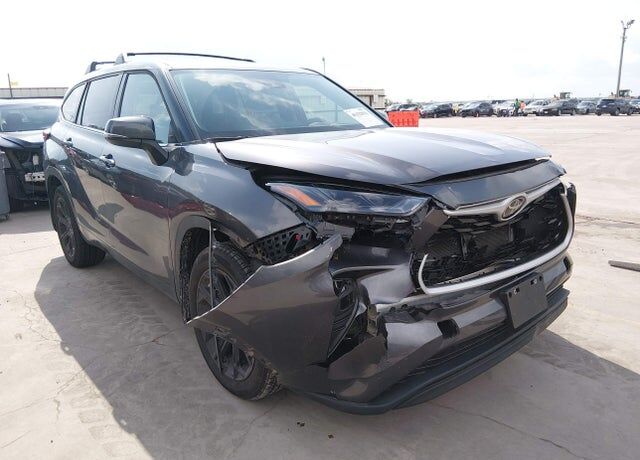2024 TOYOTA Highlander