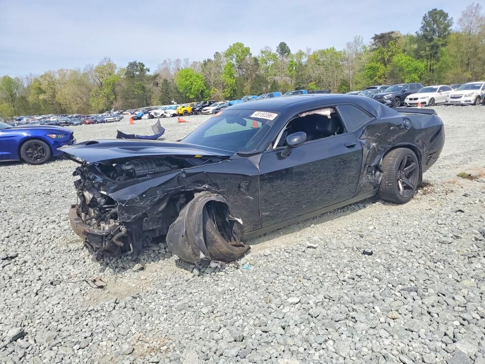 2017 DODGE Challenger