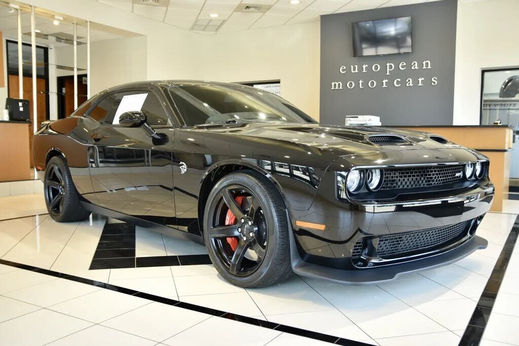 2022 DODGE Challenger