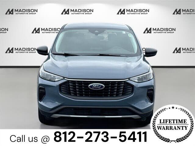 2024 FORD Escape