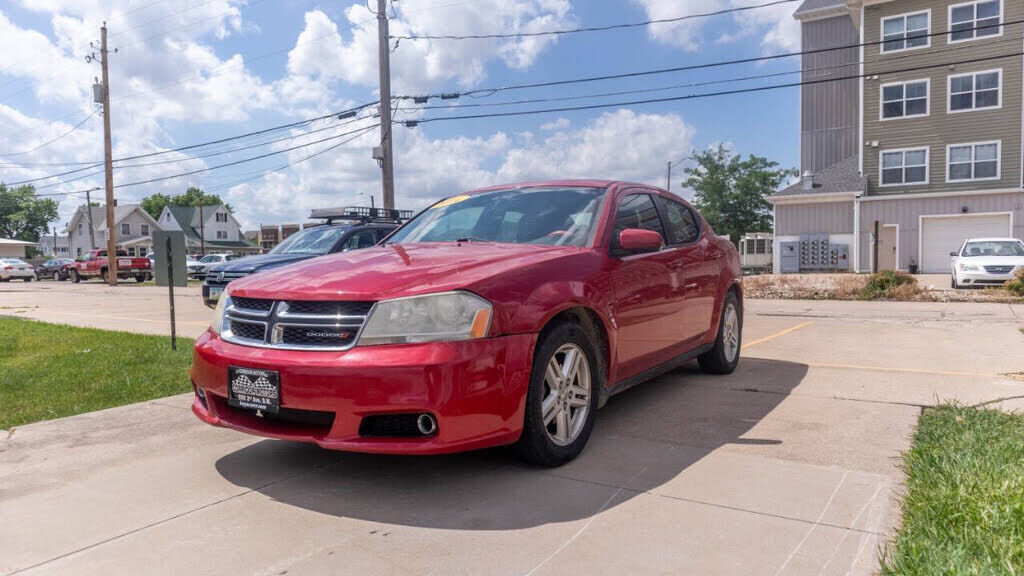 2014 DODGE Avenger
