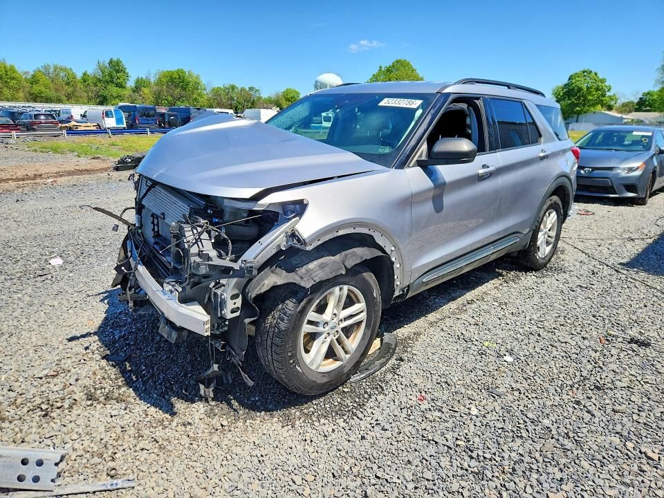 2021 FORD Explorer