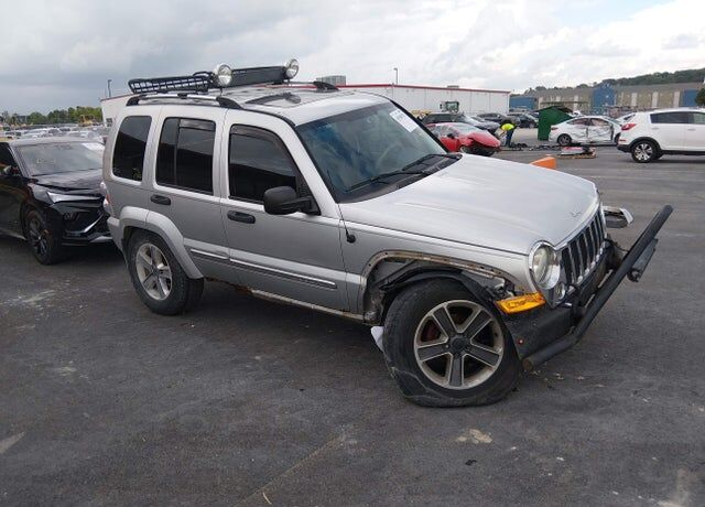 2006 JEEP Liberty