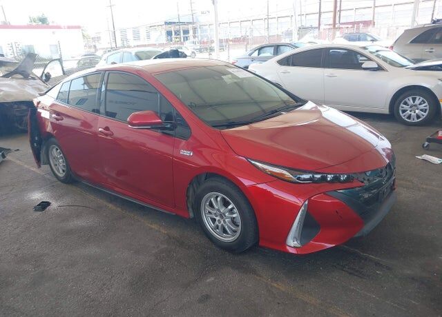 2017 TOYOTA Prius