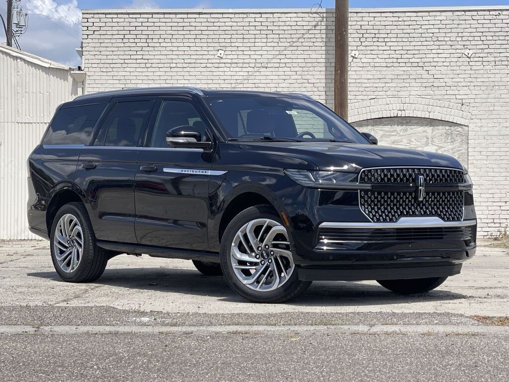 2025 LINCOLN Navigator