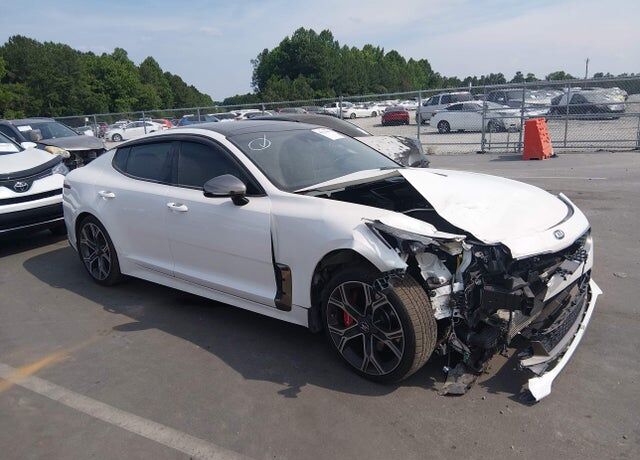 2020 KIA Stinger