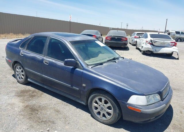 2001 VOLVO S40
