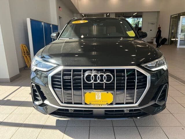 2025 Audi Q3
