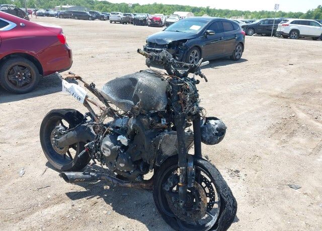 2021 YAMAHA MTM850