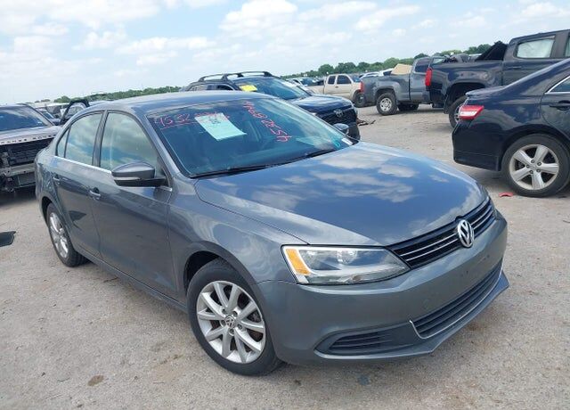 2014 VOLKSWAGEN Jetta