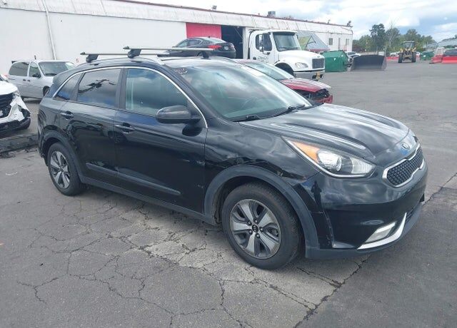 2017 KIA Niro