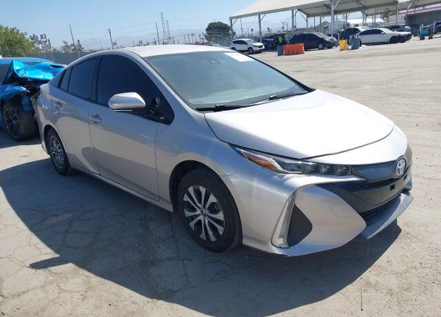 2020 TOYOTA Prius