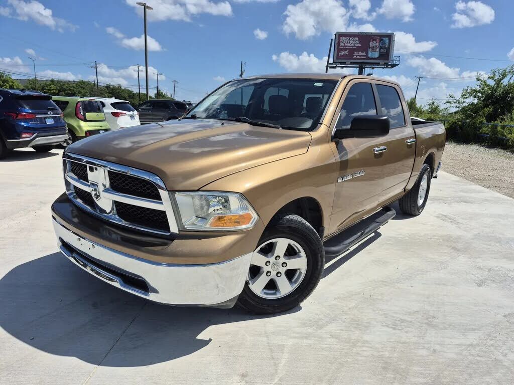 2012 DODGE Ram