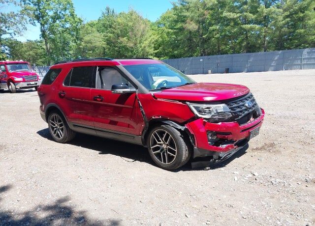 2017 FORD Explorer