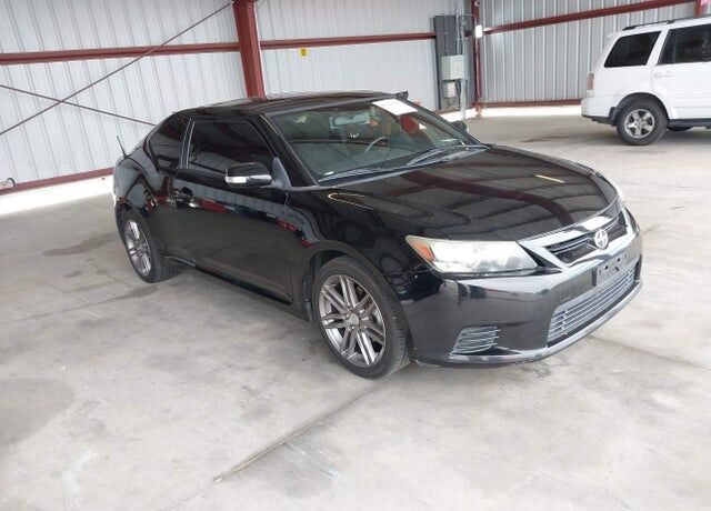 2013 TOYOTA SCION