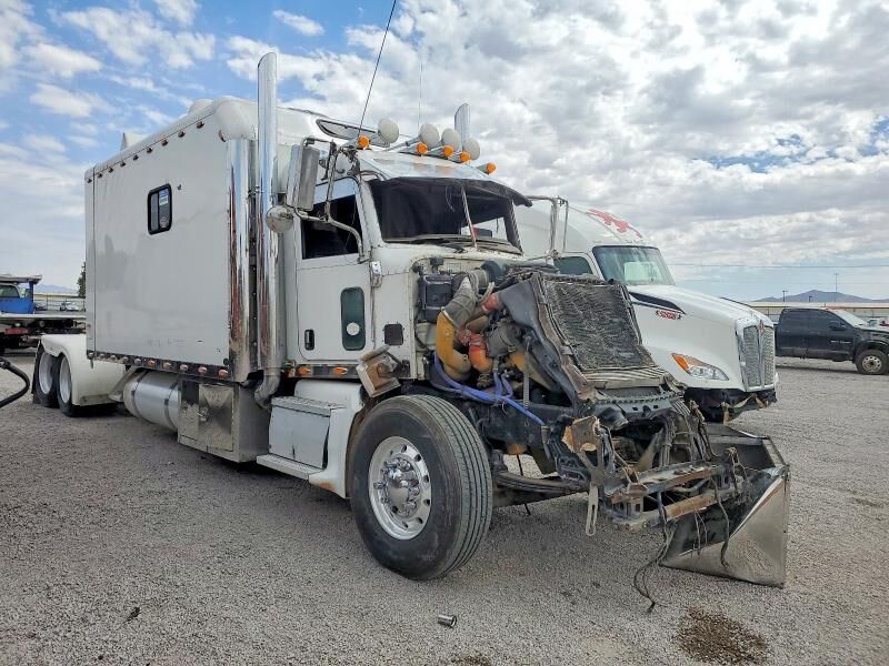 2007 PETERBILT 386
