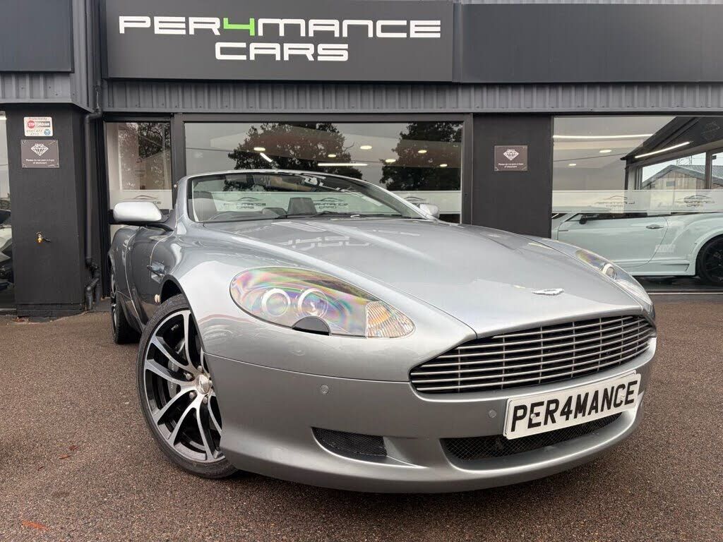 Aston Martin DB9