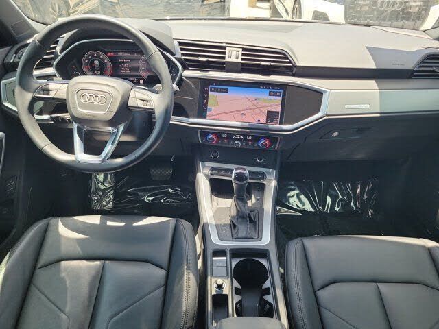 2023 Audi Q3