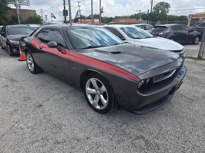 2014 DODGE Challenger