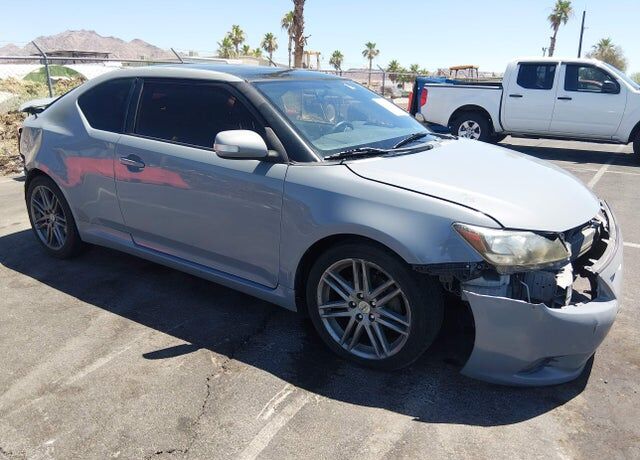 2013 TOYOTA SCION