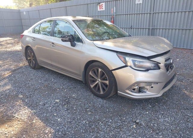 2018 SUBARU Legacy