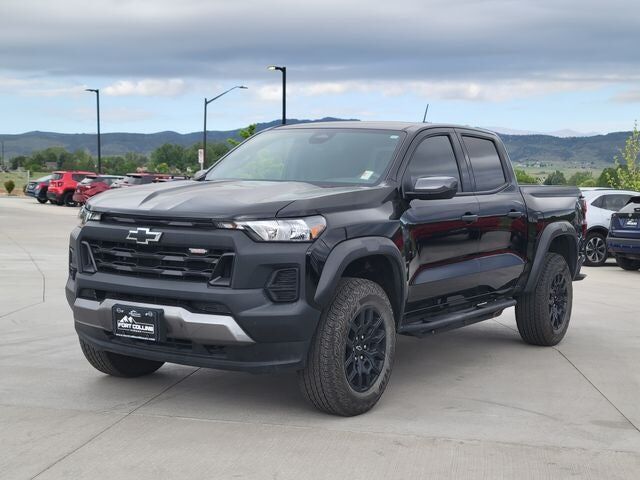 2025 CHEVROLET Colorado