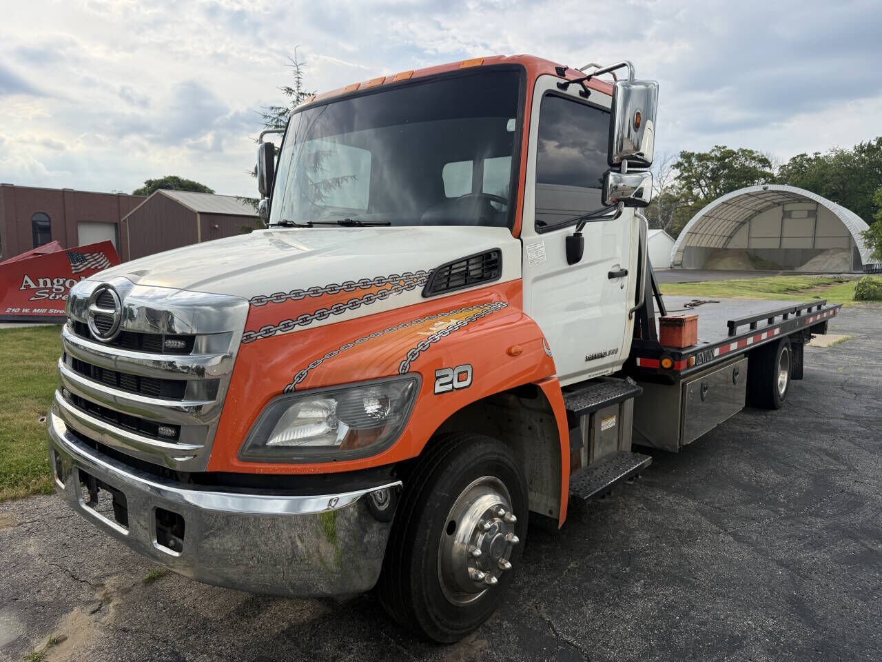 2020 HINO Conventional Type Truck
