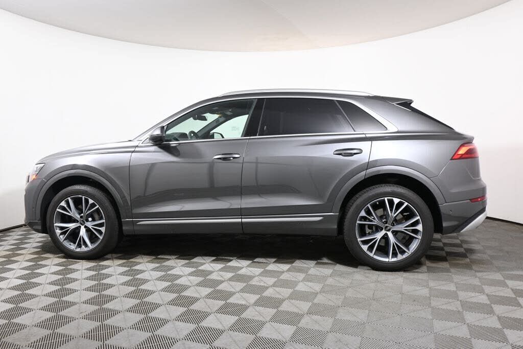2025 Audi Q8