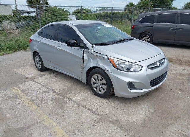 2016 HYUNDAI Accent