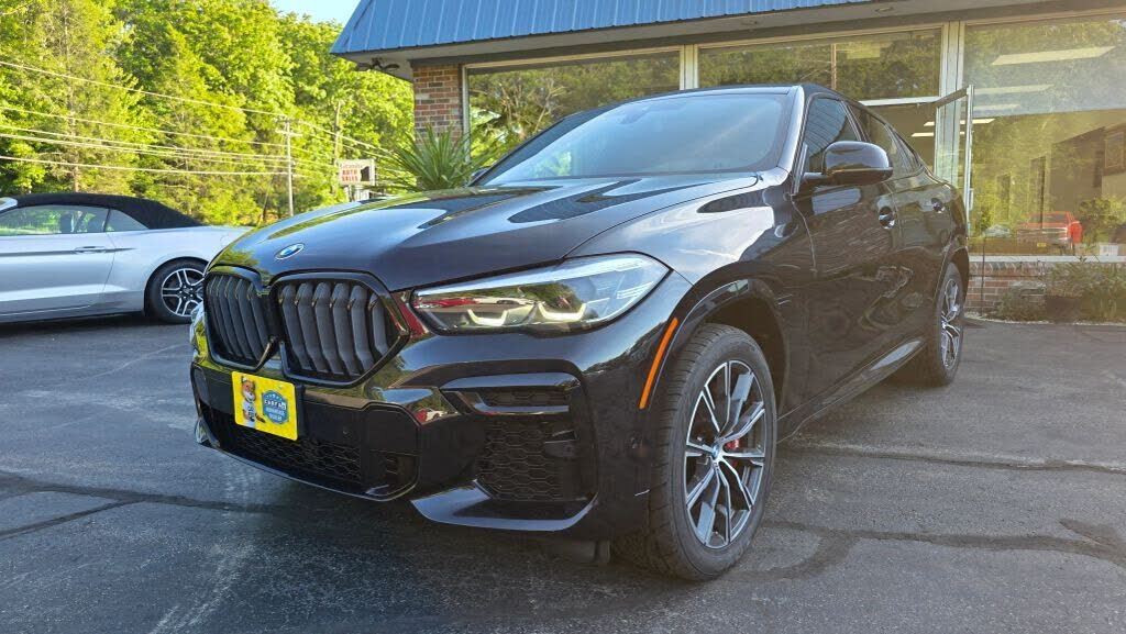 2022 BMW X6