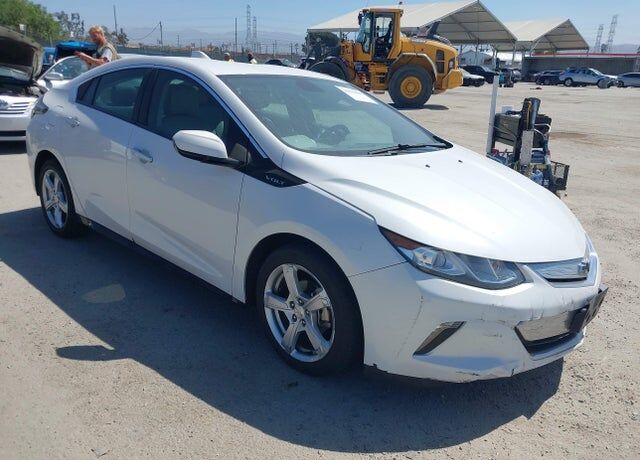 2018 CHEVROLET Volt