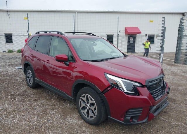 2024 SUBARU Forester