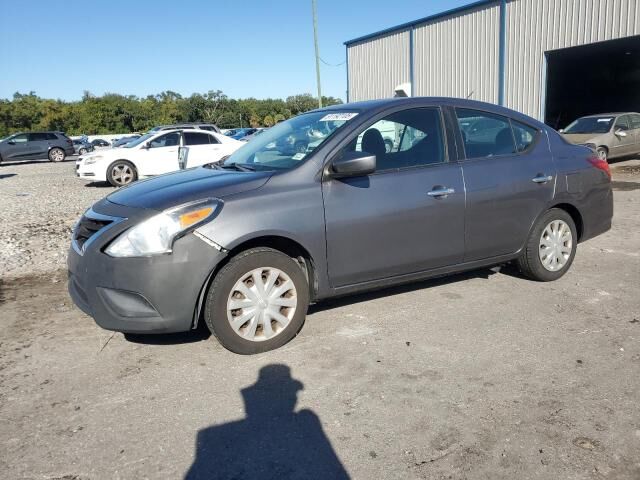 2018 NISSAN Versa